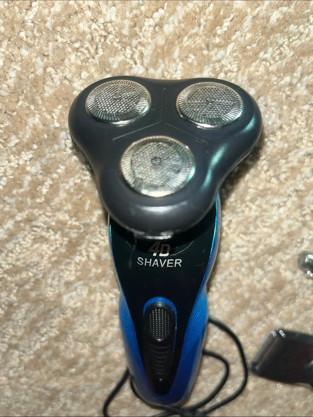 4D Shaver with Body Attachments & USB Charging Cord